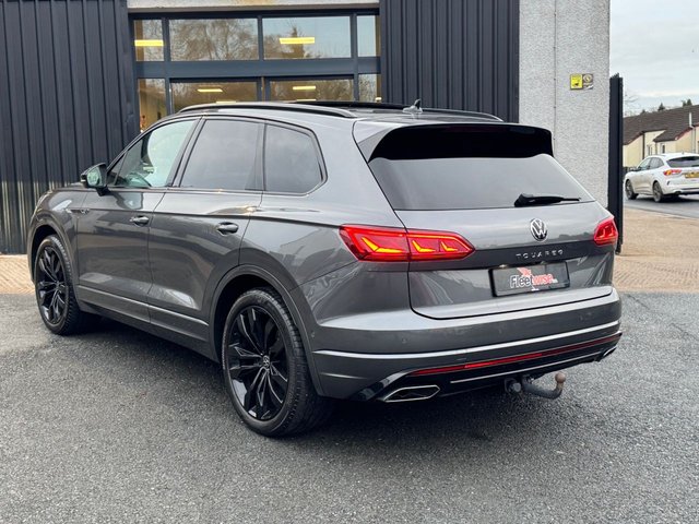 2022 VOLKSWAGEN TOUAREG 3.0 TDI V6 Black Edition SUV 5dr Diesel Tiptronic 4Motion Euro 6 (s/s) (231 ps) - Photo 5