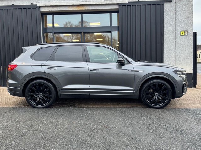 2022 VOLKSWAGEN TOUAREG 3.0 TDI V6 Black Edition SUV 5dr Diesel Tiptronic 4Motion Euro 6 (s/s) (231 ps) - Photo 7