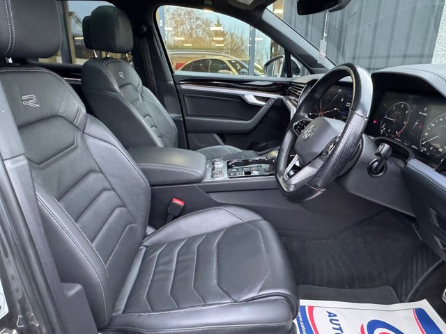 2022 VOLKSWAGEN TOUAREG 3.0 TDI V6 Black Edition SUV 5dr Diesel Tiptronic 4Motion Euro 6 (s/s) (231 ps) - Photo 11