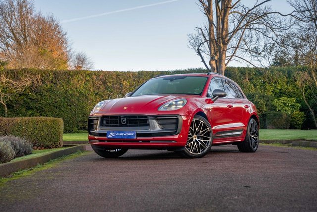 View our PORSCHE MACAN