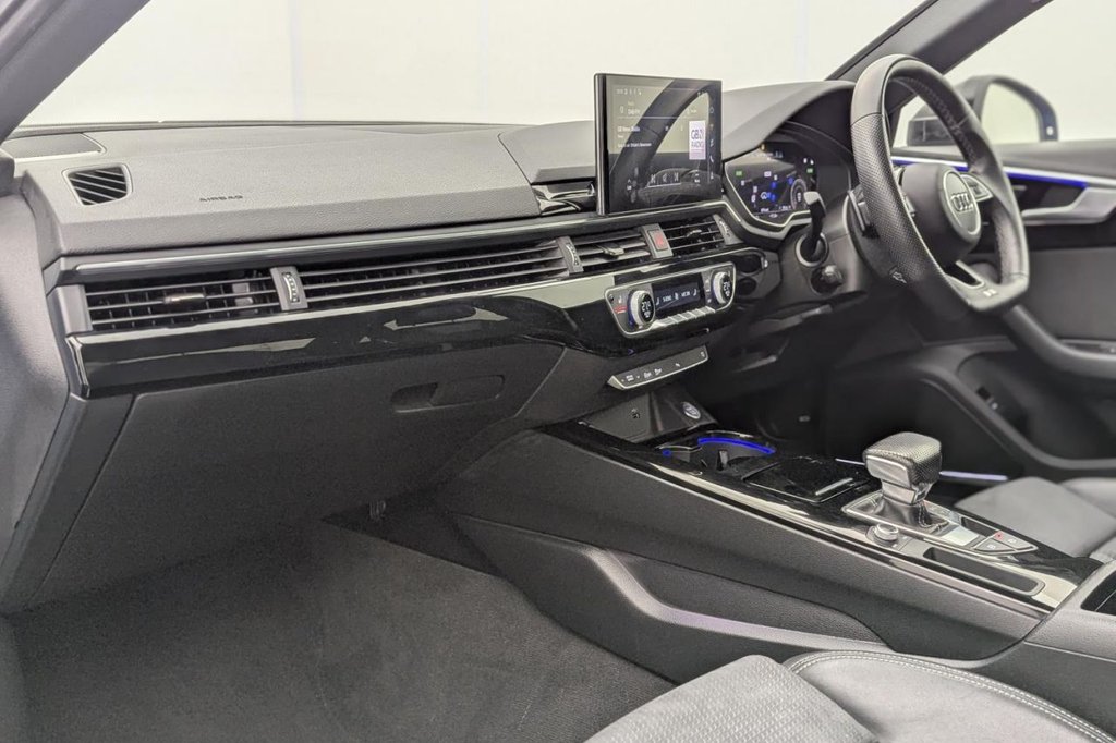 USED 2021 71 AUDI A4 2.0 TFSI 35 Black Edition Saloon 4dr Petrol S Tronic Euro 6 (s/s) (150 ps) Sat Nav, Car Play, 360 Cameras