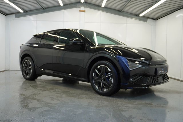 View our Kia Ev6 84kWh GT-Line Hatchback 5dr Electric Auto (225 bhp)