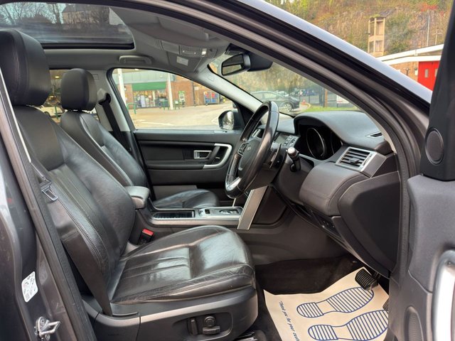 2017 Land Rover Discovery Sport 2L Hse Black 5dr - Photo 5