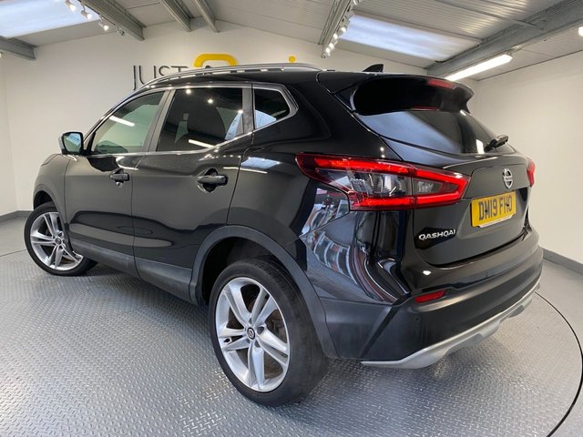 2019 Nissan Qashqai 1.3L N-Motion 5dr - Photo 3
