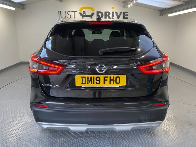 2019 Nissan Qashqai 1.3L N-Motion 5dr - Photo 4