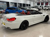 USED 2014 61 BMW M6 4.4 V8 Convertible 2dr Petrol DCT Euro 5 (s/s) (560 ps) CARBON PACK + COMFORT ACCESS + HARMON KARDON + RED LEATHER!