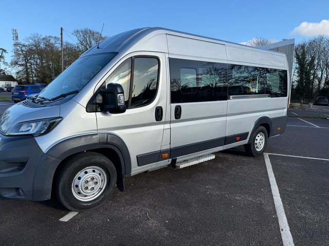 View our PEUGEOT BOXER