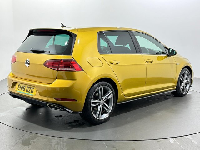 2018 Volkswagen Golf - Photo 8