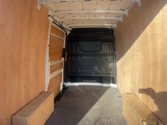 2024 Volkswagen Crafter 2L Commerce Plus 5dr - Photo 6
