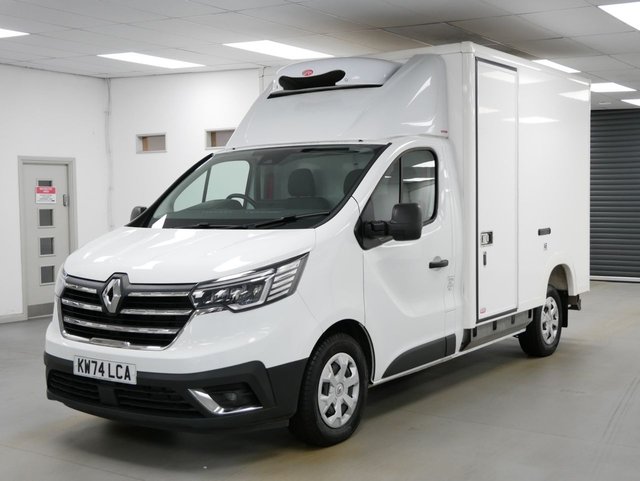 View our Renault Trafic 2.0 BLUEDCI 150 BHP LONG RED EDITION REFRIGERATED 