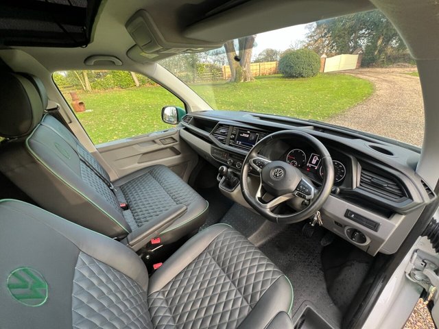 2020 VOLKSWAGEN TRANSPORTER 2.0 TDI SWB Euro 6 (s/s) 110 4 Berth Campervan - Photo 12