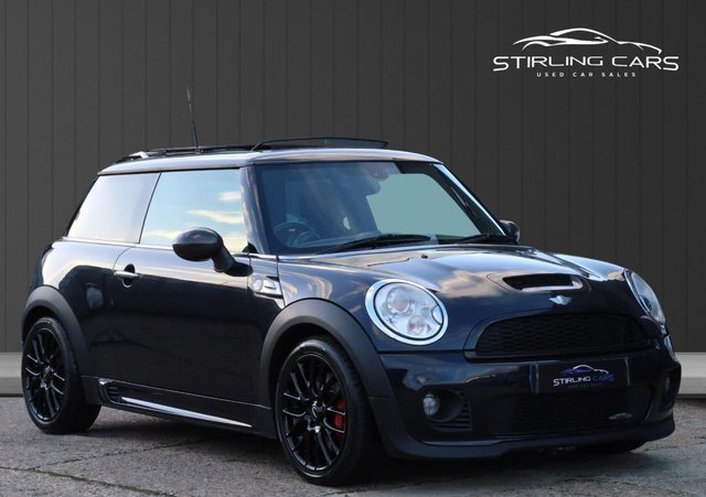 2008 MINI Hatch 1.6L John Cooper Works 3dr - Photo 2