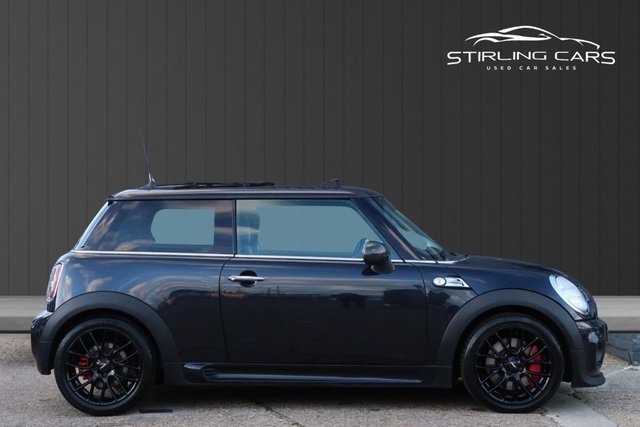 2008 MINI Hatch 1.6L John Cooper Works 3dr - Photo 4