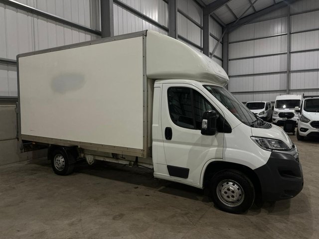 View our CITROEN RELAY