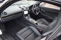 USED 2017 67 PORSCHE 718 CAYMAN 2.5T S Coupe 2dr Petrol PDK Euro 6 (s/s) (350 ps) GT SILVER / SPORT DESIGN / PSE