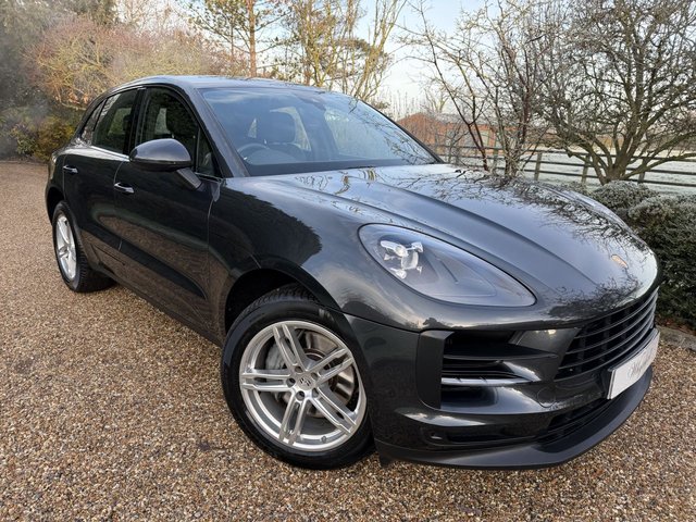 2020 PORSCHE MACAN S - Photo 2