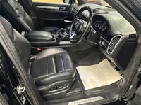 USED 2023 72 PORSCHE CAYENNE 4.0T V8 GPF Turbo SUV 5dr Petrol TiptronicS 4WD Euro 6 (s/s) (550 ps) FANTASTIC EXAMPLE FREE UK DELIVERY*