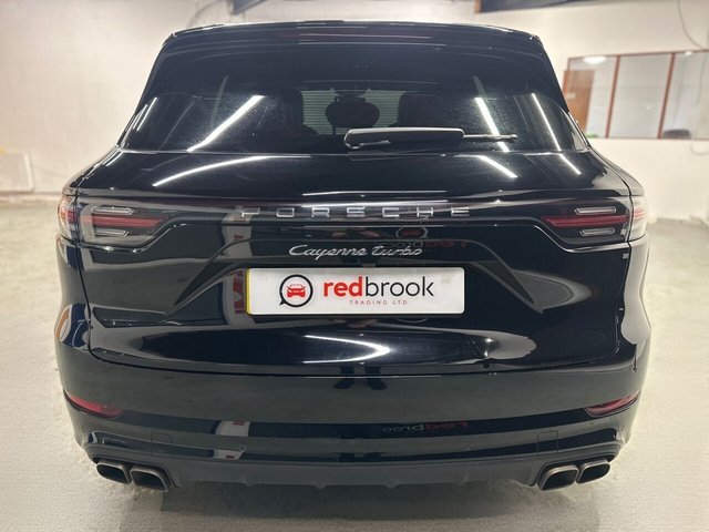 2023 PORSCHE CAYENNE - Photo 9