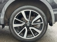 USED 2016 16 NISSAN QASHQAI 1.2 DIG-T Tekna SUV 5dr Petrol XTRON 2WD Euro 6 (s/s) (115 ps) THIS CAR COMES WITH 6 MONTHS WARRANTY , BREAKDOWN COVER & RECOVERY++  LOW MILES + ULEZ COMPLIANT +  SAT NAVIGATION + REVERSING CAMERA + AROUND VIEW CAMERA + FRONT & REAR PARKING SENSORS + PARK ASSISST + ECO DRIVE + LEATHER SEATS + HEATED SEATS + FULL ELECTRIC SEATS + PANAROMIC ROOF + KEYLESS START +  CRUISE CONTROL + ELECTRIC PARKING BRAKE + LANE ASSISST + AUTO START/STOP + TRACTION CONTROL + DUAL CLIMATE + PRIVACY GLASS + CD PLAYER + BLUETOOTH + USB CONNECTION + SD CARD + AUX CONNECTION + 19 IN