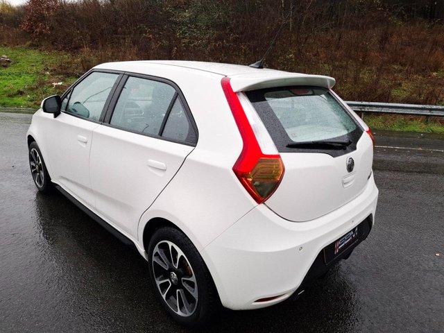 2014 MG MG3 - Photo 12