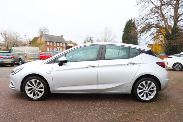 2016 VAUXHALL ASTRA - Photo 7