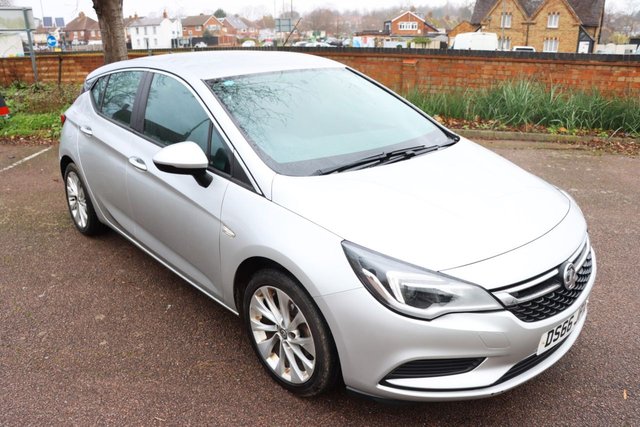 2016 VAUXHALL ASTRA - Photo 10