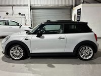 USED 2018 18 MINI HATCH 1.5 Cooper Hatchback 3dr Petrol Manual Euro 6 (s/s) (136 ps) &pound;10800 FACTORY FITTED UPGRADES
