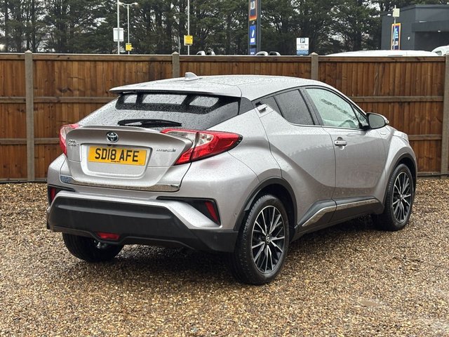 2018 TOYOTA C-HR - Photo 5