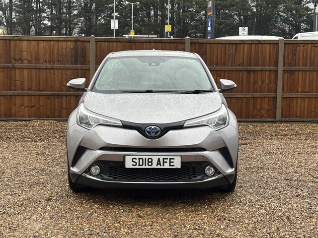 2018 TOYOTA C-HR - Photo 8