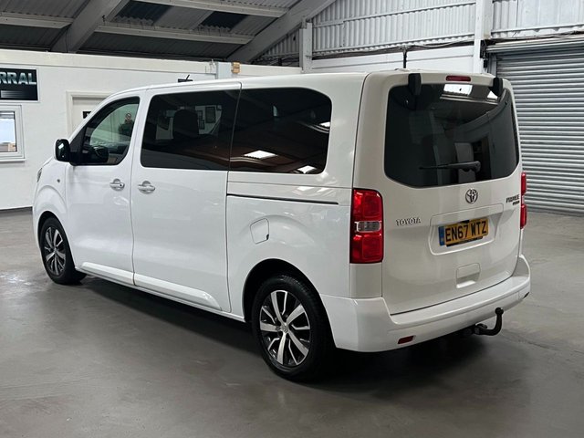 View our TOYOTA PROACE VERSO