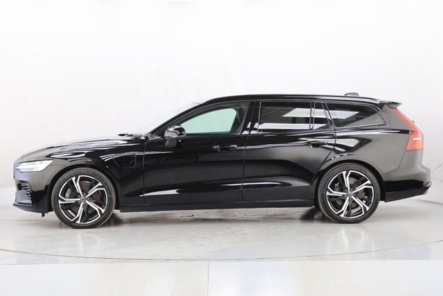 2022 Volvo V60 2L Plus Dark 5dr - Photo 6
