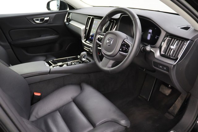 2022 Volvo V60 2L Plus Dark 5dr - Photo 10