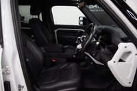USED 2021 21 LAND ROVER DEFENDER 2.0 P300 SE  