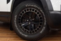 USED 2021 21 LAND ROVER DEFENDER 2.0 P300 SE  