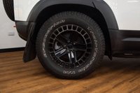 USED 2021 21 LAND ROVER DEFENDER 2.0 P300 SE  