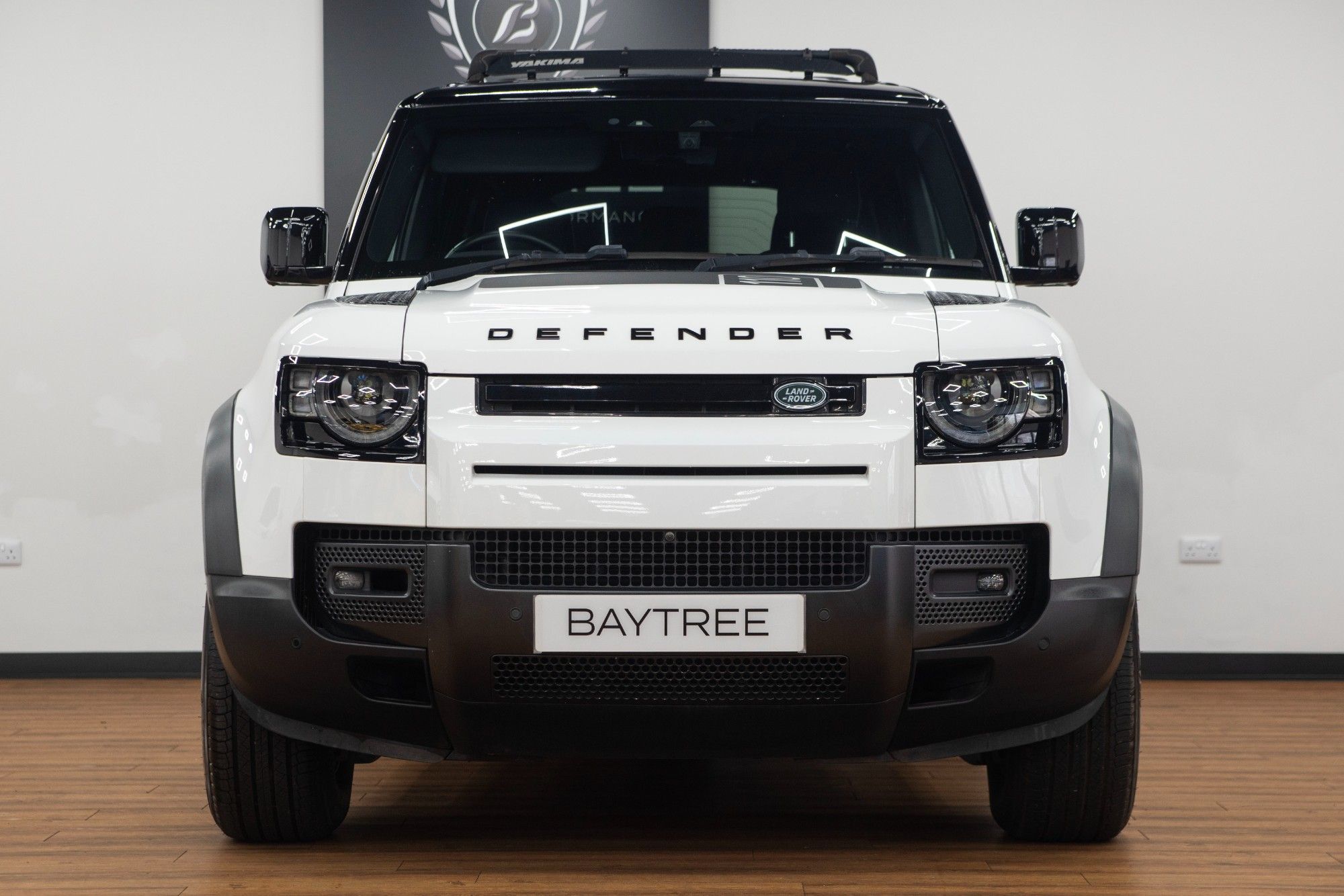 USED 2021 21 LAND ROVER DEFENDER 2.0 P300 SE  