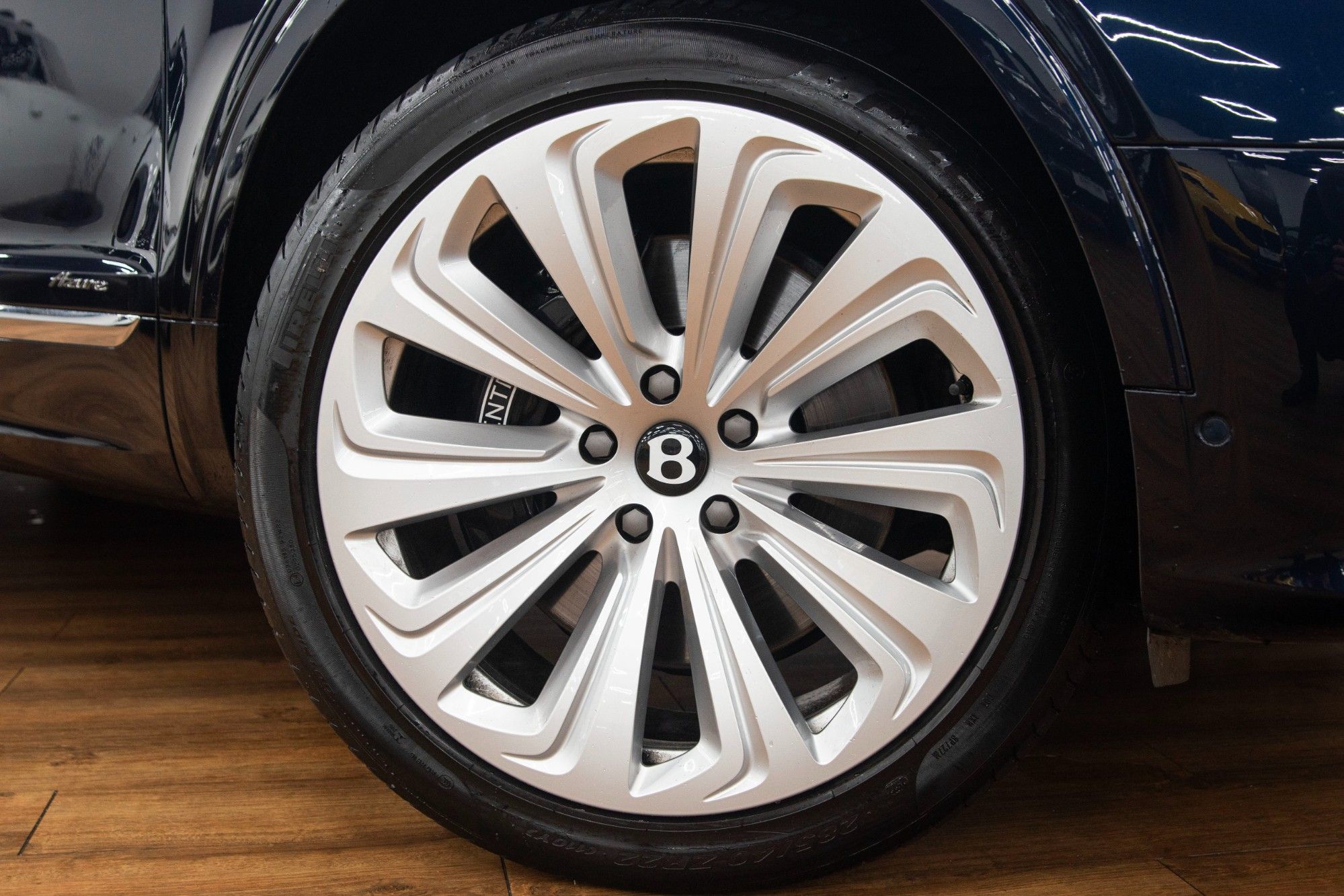 USED 2022 72 BENTLEY BENTAYGA 4.0 V8 Azure EWB  