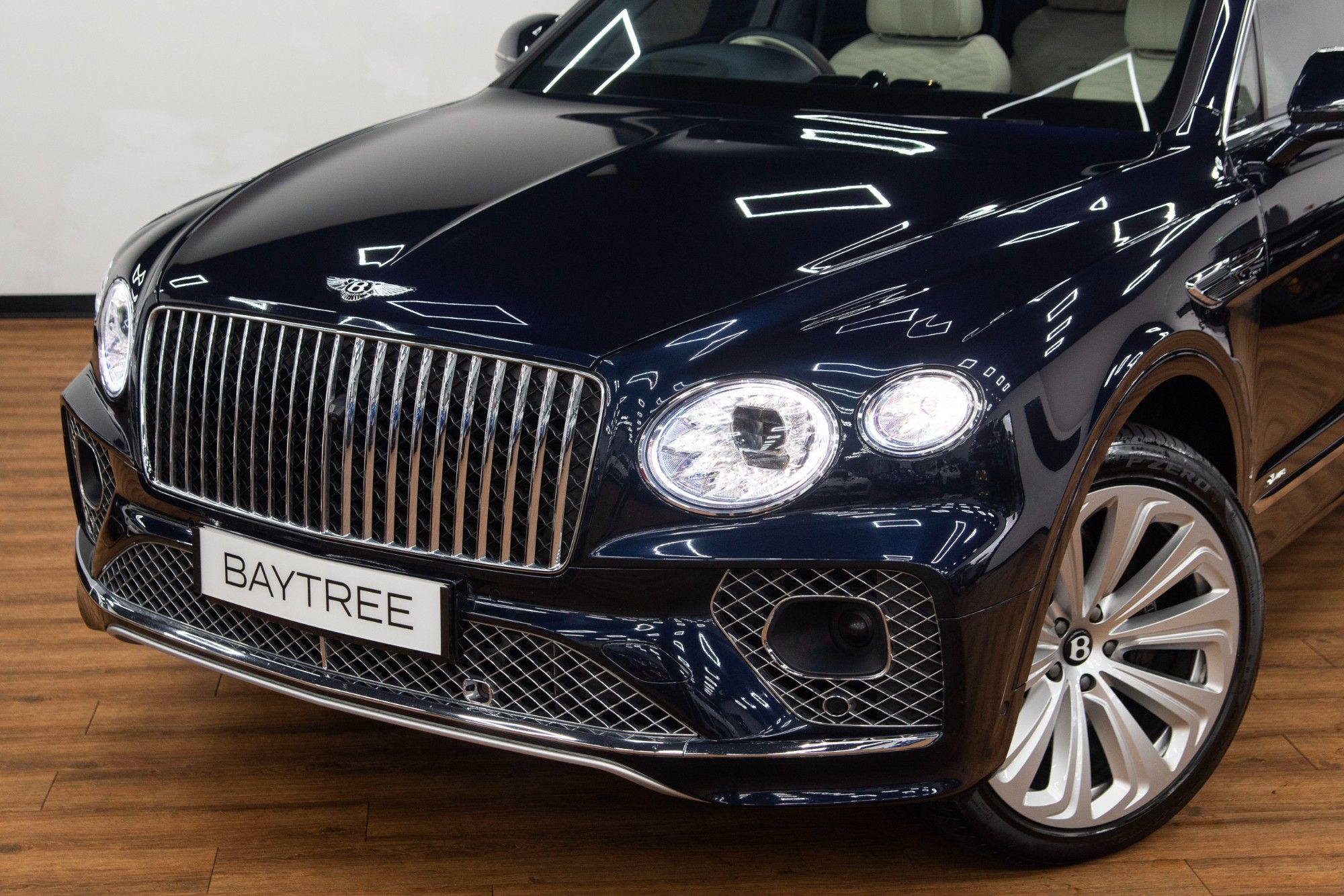 USED 2022 72 BENTLEY BENTAYGA 4.0 V8 Azure EWB  