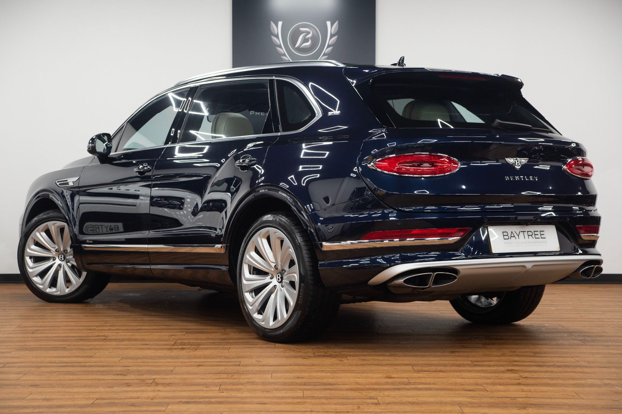 USED 2022 72 BENTLEY BENTAYGA 4.0 V8 Azure EWB  