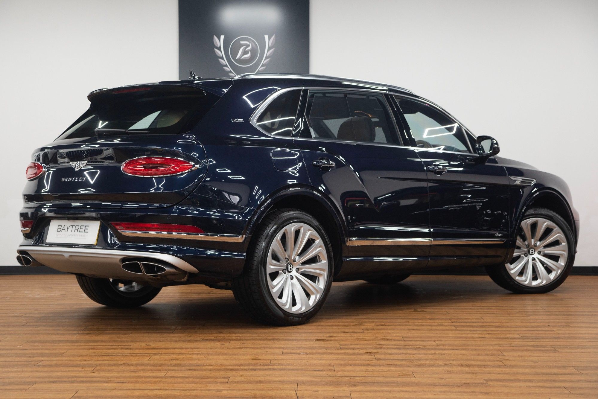 USED 2022 72 BENTLEY BENTAYGA 4.0 V8 Azure EWB  