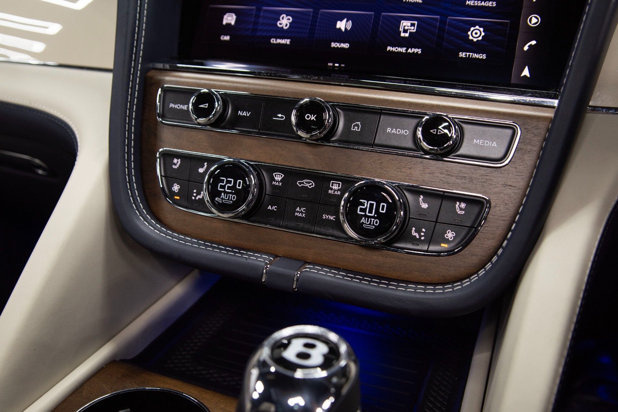 USED 2022 72 BENTLEY BENTAYGA 4.0 V8 Azure EWB  