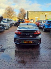 USED 2019 19 HYUNDAI IONIQ 28kWh Premium SE Hatchback 5dr Electric Auto (120 ps) GENUINE MILEAGE HIGH SPEC