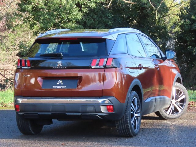 2018 PEUGEOT 3008 - Photo 4