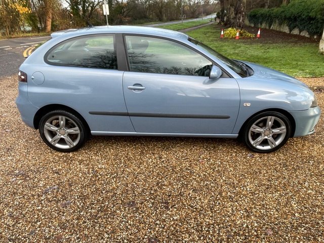 2008 SEAT IBIZA 1.4 16v Special Edition 3dr DAB - Photo 2