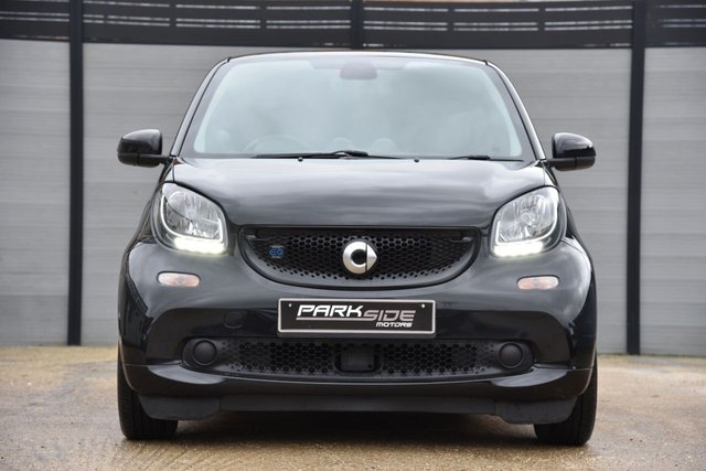 2018 SMART FORTWO - Photo 3