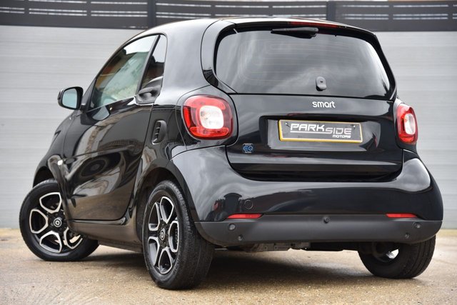 2018 SMART FORTWO - Photo 2