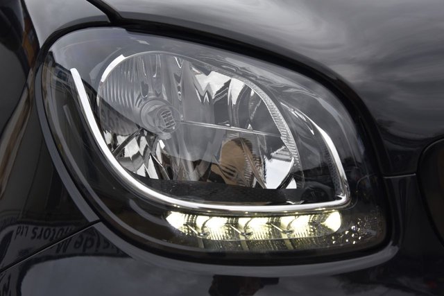 2018 SMART FORTWO - Photo 10