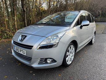 2012 PEUGEOT 5008