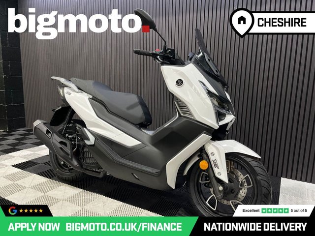 View our VOGE SR1