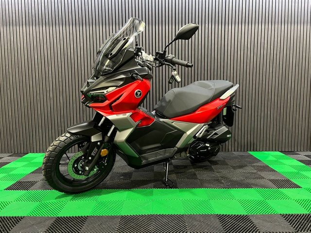 View our VOGE SR1 ADV